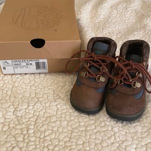 Timberland Toddlers Boots-Size 8-Dark B’town/Olive-with box